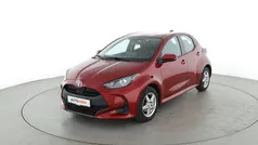 Rot Gebraucht 2021 Toyota Yaris Comfort Limousine | 13.230 € (Fairer Preis)