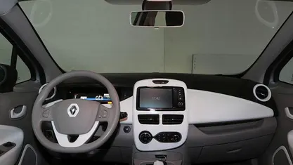 Grau Gebraucht 2019 Renault Zoe Life Kleinwagen | 7.990 € (Superpreis)