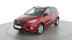 Rot Gebraucht 2019 Ford Kuga ST-Line SUV | 19.740 € (Fairer Preis)