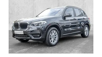 Grau Gebraucht 2021 BMW X3 Sport Line SUV | 28.995 € (Superpreis)