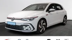 Weiß Gebraucht 2021 VW Golf VIII GTI Limousine | 26.990 € (Etwas zu teuer)