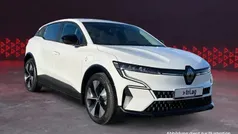 Schwarz Gebraucht 2022 Renault Mégane Iconic Limousine | 25.990 € (Fairer Preis)