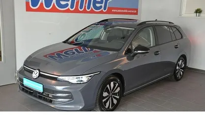 Gebraucht VW Golf VIII Goal 150 PS (110 kW) 2025 Delfingrau metallic Kombi