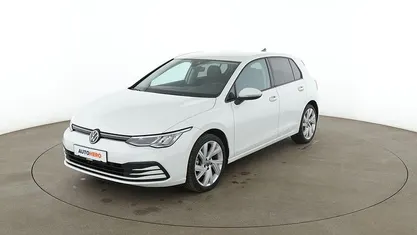 Gebraucht VW Golf VII Life 150 PS (110 kW) 2020 Weiß Limousine