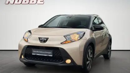 Gebraucht Toyota Aygo X Pulse 72 PS (52 kW) 2023 Beige SUV
