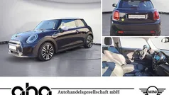 Schwarz Gebraucht 2023 Mini Cooper SE Premium Kleinwagen | 20.930 € (Fairer Preis)