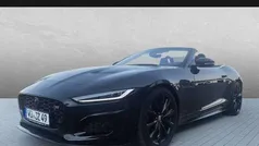 Schwarz (santorini black) Gebraucht 2024 Jaguar F-Type R Cabrio | 111.900 €
