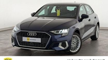 Używany Audi A3 Advanced 110 KM (80 kW) 2023 Niebieski Sedan/Limuzyna