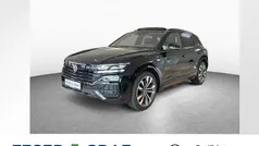 Grenadillschwarz metallic Gebraucht 2024 VW Touareg R-line SUV | 69.770 € (Fairer Preis)