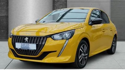 Gelb Gebraucht 2023 Peugeot 208 Allure Kleinwagen | 19.990 € (Fairer Preis)