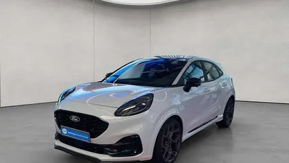 Frozen white Neu 2025 Ford Puma ST SUV | 33.980 € (Fairer Preis)