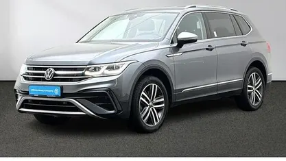 Gebraucht VW Tiguan Allspace Elegance 190 PS (139 kW) 2023 Platinumgrey SUV