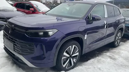 Ultra violet metallic Neu 2026 VW Tayron Life SUV | 50.445 € (Fairer Preis)