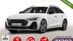 Weiss Gebraucht 2024 Audi A5 Comfort Coupé | 50.188 € (Superpreis)