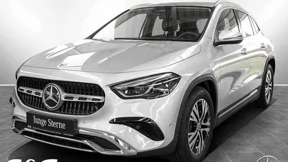 Silber Gebraucht 2024 Mercedes GLA180 Progressive SUV | 37.377 € (Fairer Preis)