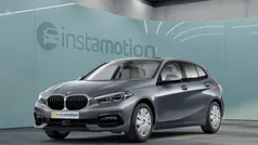 Grau Gebraucht 2024 BMW 120 Sport Line Kleinwagen | 35.550 € (Fairer Preis)
