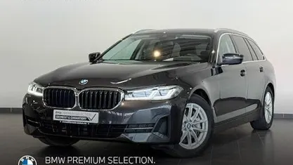 Grau Gebraucht 2022 BMW 540 Sport Line Kombi | 41.650 € (Fairer Preis)