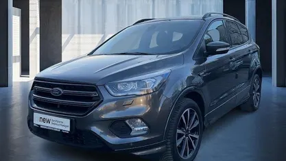 Usata Ford Kuga ST-Line 150 CV (110 kW) 2019 Grigio SUV