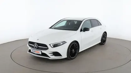 Gebraucht Mercedes A180 AMG line 136 PS (100 kW) 2020 Weiß Limousine