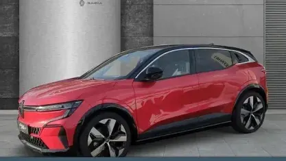 Nouvelle Renault Megane E-Tech Komfort 117 kW (160 ch) 2025 Rouge Berline