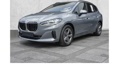 Neu BMW 220 Active Tourer 170 PS (125 kW) 2026 Grau Van / Kleinbus