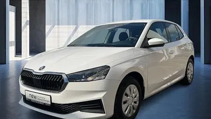 Usado Skoda Fabia Active 80 CV (58 kW) 2022 Blanco Utilitario