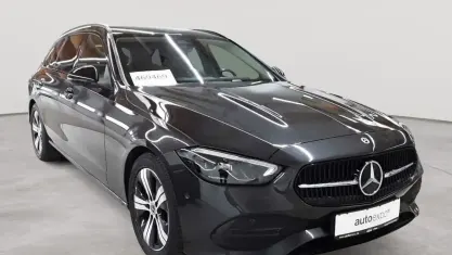 Gebraucht Mercedes C200 Avantgarde 163 PS (119 kW) 2023 Graphitgrau metallic Kombi
