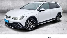 Weiss Gebraucht 2021 VW Golf Alltrack Kombi | 30.360 € (Fairer Preis)