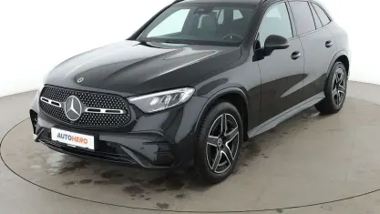 Gebraucht Mercedes GLC200 AMG line 204 PS (150 kW) 2023 Schwarz SUV