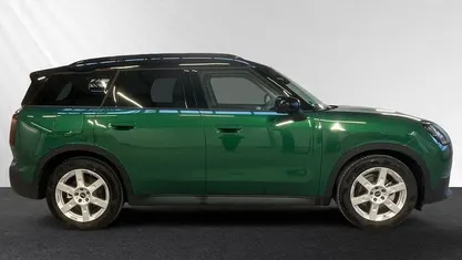 Gebraucht Mini Countryman 150 kW (204 PS) 2024 British racing green iv metallic SUV