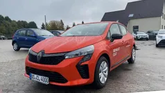 Valencia orange meallic (orange) Gebraucht 2025 Renault Clio V Evolution Limousine | 16.950 € (Guter Preis)