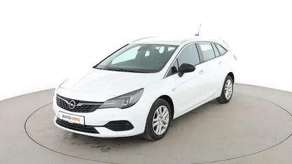 Begagnad Opel Astra Business Elegance 122 HK (89 kW) 2022 Vit Kombi