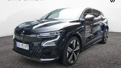 Gebraucht 2023 Renault Mégane Iconic Limousine | 31.900 € (Fairer Preis)