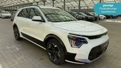 Gebraucht 2023 Kia e-Niro Vision SUV | 29.990 € (Fairer Preis)