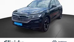 Schwarz Gebraucht 2024 VW Touareg Basis SUV | 60.833 € (Fairer Preis)