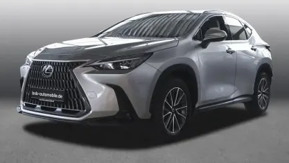 Neu Lexus NX350h E-FOUR 200 PS (147 kW) 2026 Silber SUV
