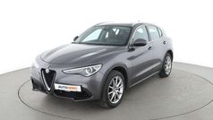 Grau Gebraucht 2019 Alfa Romeo Stelvio Lusso SUV | 24.880 € (Fairer Preis)