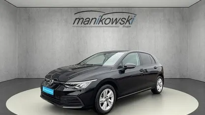 Gebraucht 2023 VW Golf VIII Business Limousine | 25.412 € (Fairer Preis)