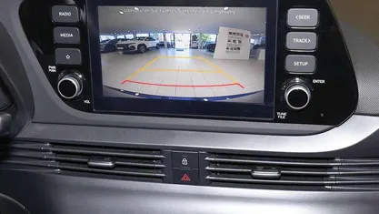 Gebraucht Hyundai i20 Trend 101 PS (74 kW) 2023 Kleinwagen