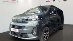 All terrain grün Gebraucht 2025 Peugeot Traveller Allure Van / Kleinbus | 47.290 € (Fairer Preis)