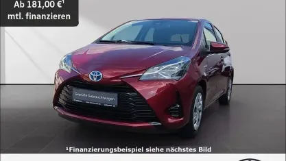Gebraucht Toyota Yaris Hybrid Comfort 101 PS (74 kW) 2019 Rot Kleinwagen