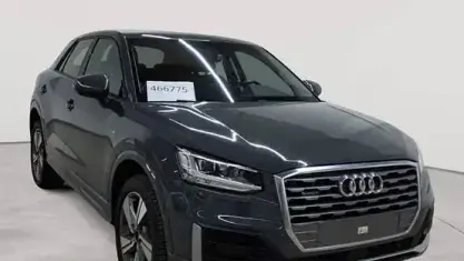Usata Audi Q2 S-Line 190 CV (139 kW) 2020 Grigio SUV