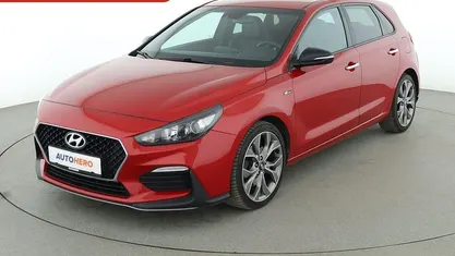 Second-hand Hyundai i30 N Line 140 CP (102 kW) 2019 Roșu Berlinǎ