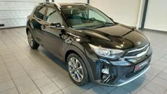 Schwarz Gebraucht 2021 Kia Stonic Vision SUV | 14.990 € (Fairer Preis)