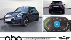 Schwarz Gebraucht 2022 Mini Cooper SE Classic Kleinwagen | 18.960 € (Fairer Preis)