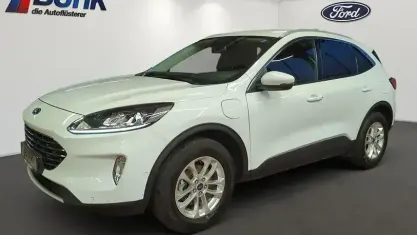 Gebraucht Ford Kuga Titanium 224 PS (164 kW) 2022 Frostweiß SUV