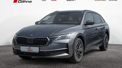 Gebraucht 2025 Skoda Octavia Selection Kombi | 40.880 € (Fairer Preis)