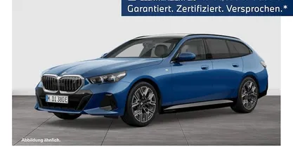 Gebraucht BMW i5 M Sport 250 kW (340 PS) 2025 Blau Kombi
