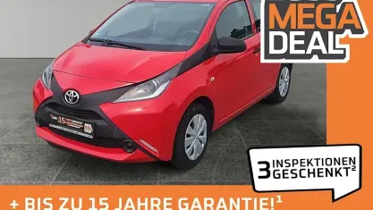 Gebraucht Toyota Aygo Business Edition 69 PS (50 kW) 2016 Rot Kleinwagen