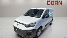 Weiß Gebraucht 2023 Fiat e-Doblò Van / Kleinbus | 26.990 € (Fairer Preis)